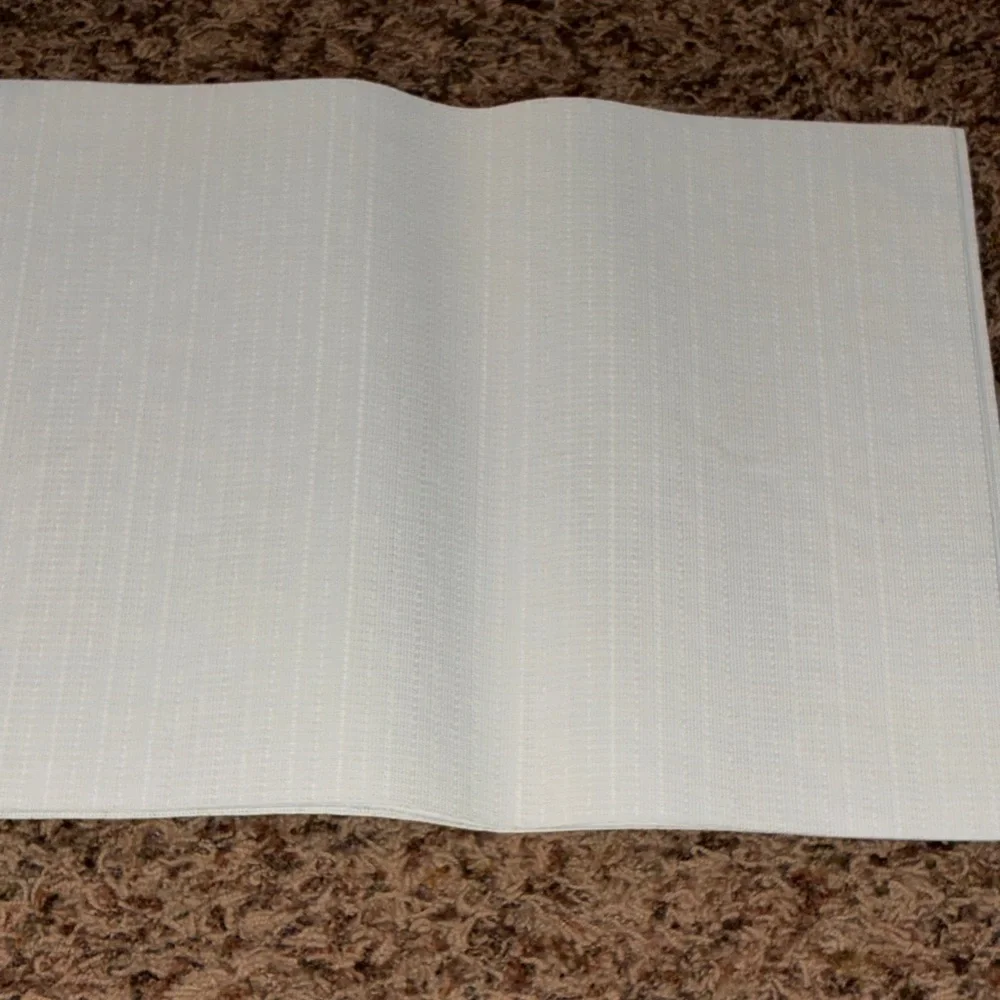 White Textured Place mats.‎ Set of 4.